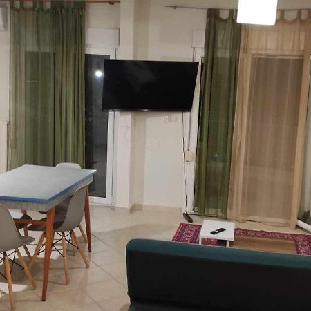 Pylaia Comfortable Apartment 2 เทสซาโลนิกิ ภายนอก รูปภาพ
